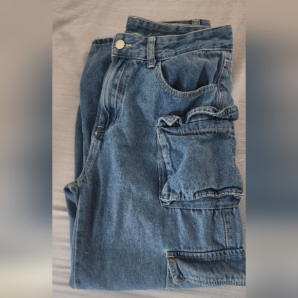 Medium Blue Cargo Jeans - Picture 4 of 4